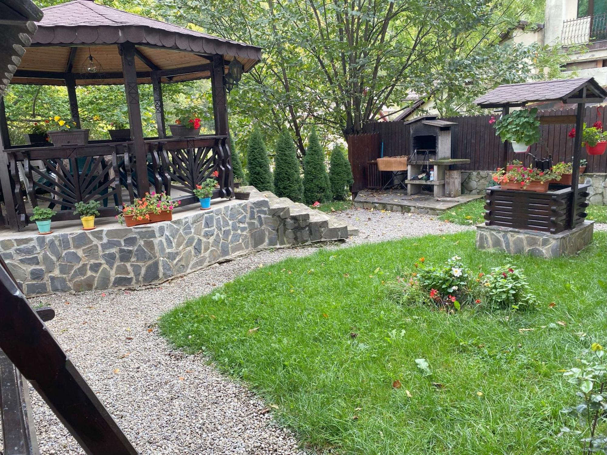 Ferienwohnung Chez Marcel Sinaia Exterior foto