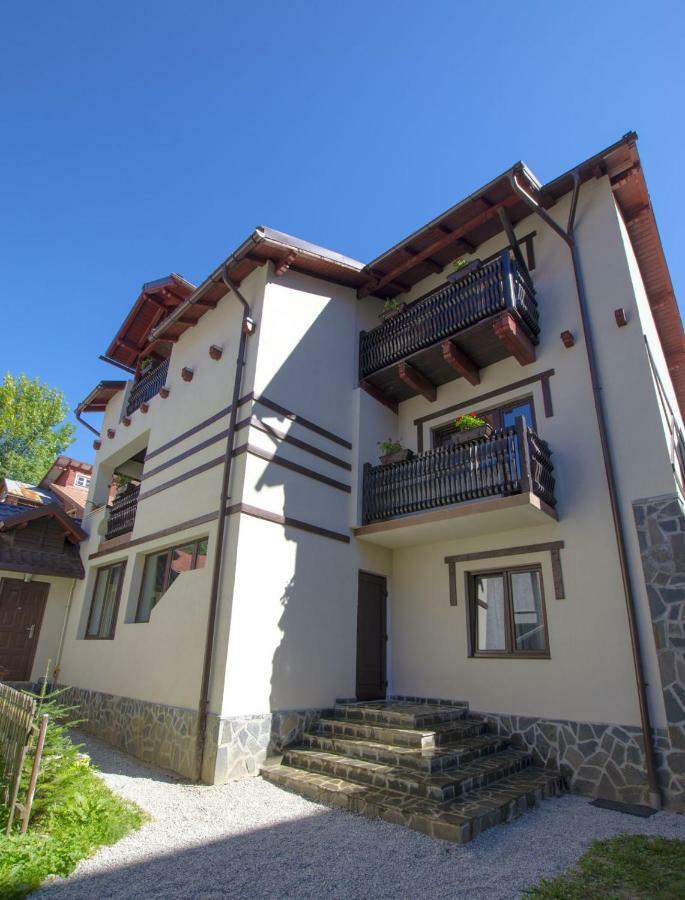 Ferienwohnung Chez Marcel Sinaia Exterior foto