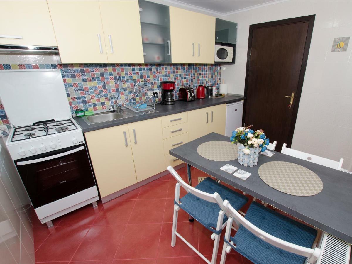Ferienwohnung Chez Marcel Sinaia Exterior foto