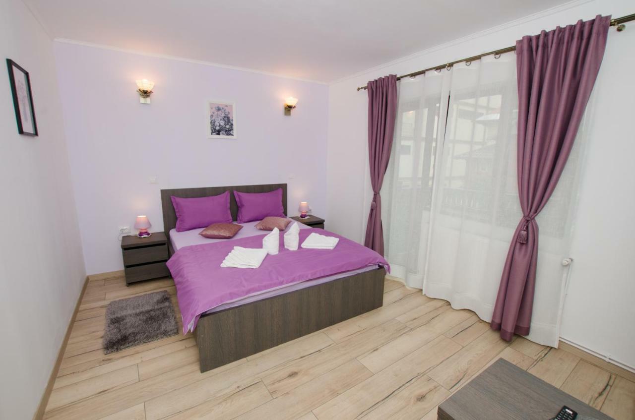Ferienwohnung Chez Marcel Sinaia Exterior foto